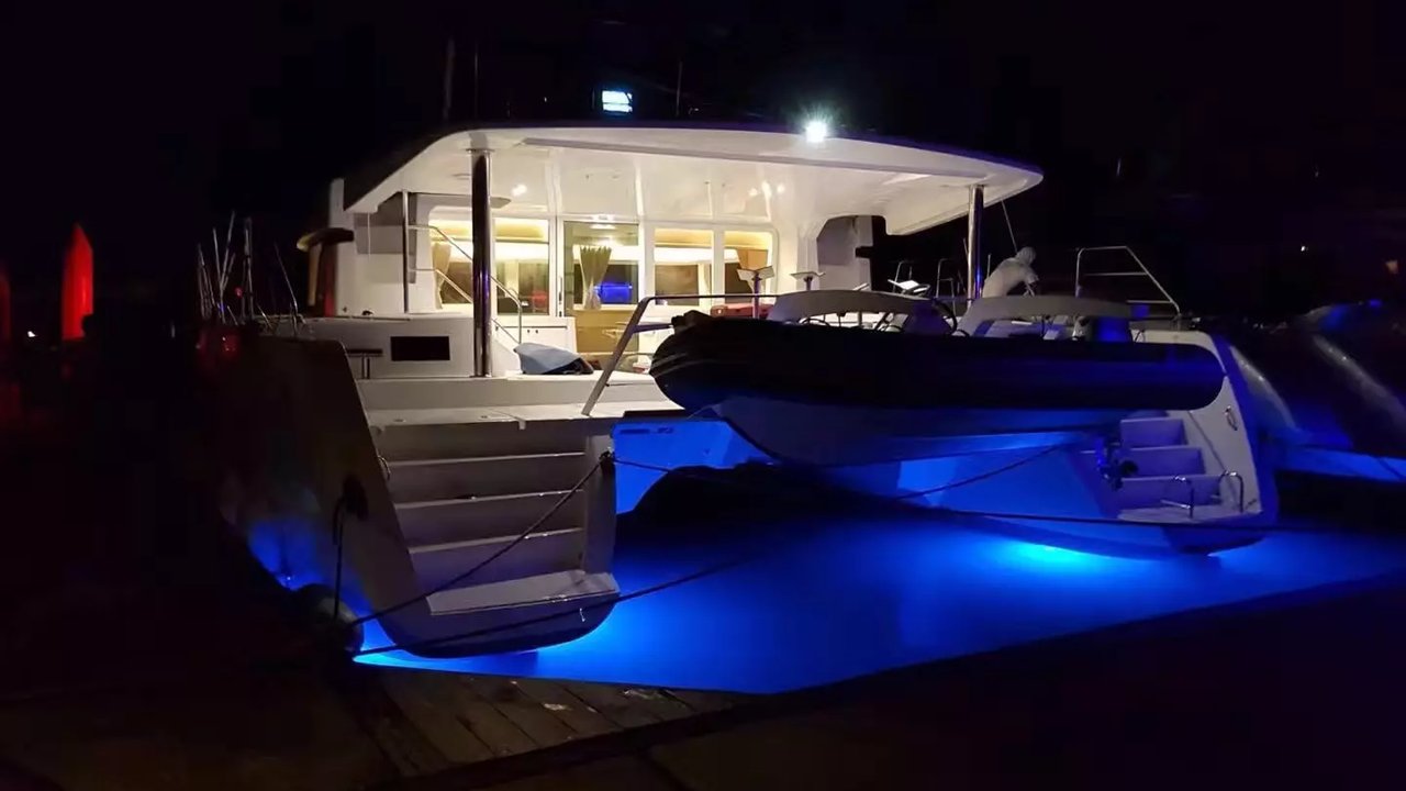 BLUE MOON
