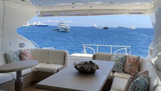 MANGUSTA 72